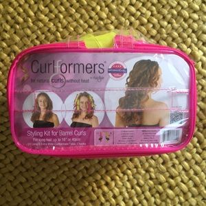 Curlformers styling kit for barrel curls